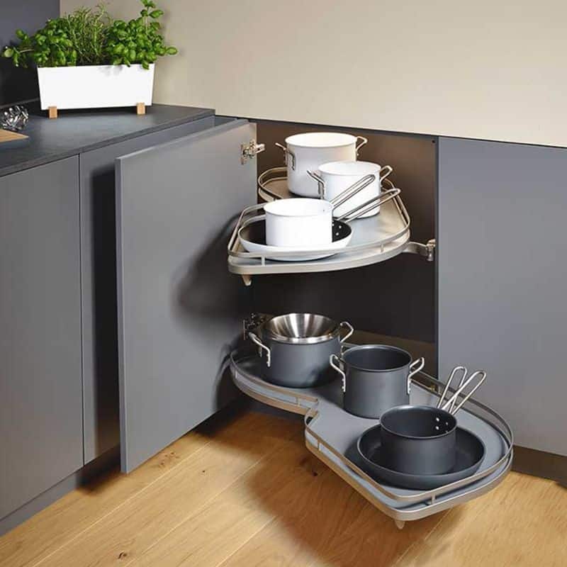 Ảnh thực tế bộ rổ góc LEMANS II Hafele 541.29.481, màu đen Ảnh thực tế bộ rổ góc LEMANS II Hafele 541.29.481, màu đen